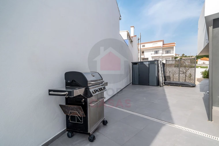 Moradia T4 para Venda em Foz do Arelho Foto 35