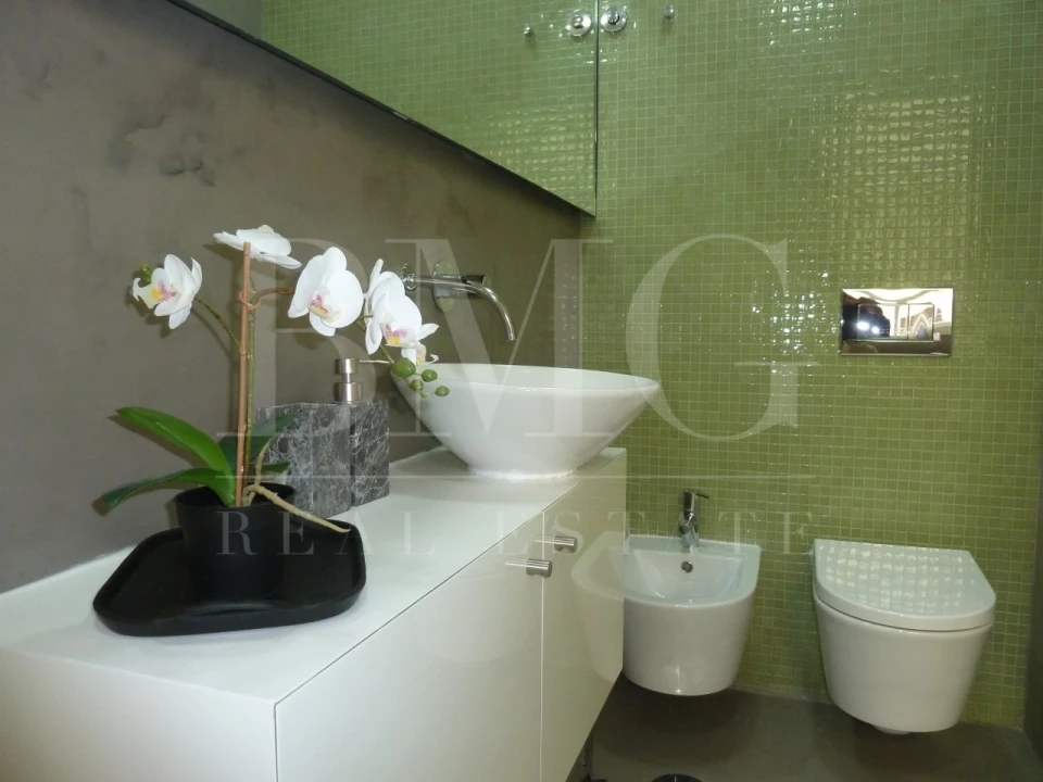 Apartamento T1 para Arrendamento em Misericórdia Foto 16