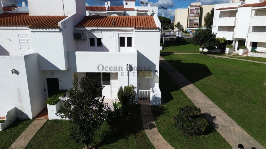 Moradia T2 para Venda em Quarteira Foto 22