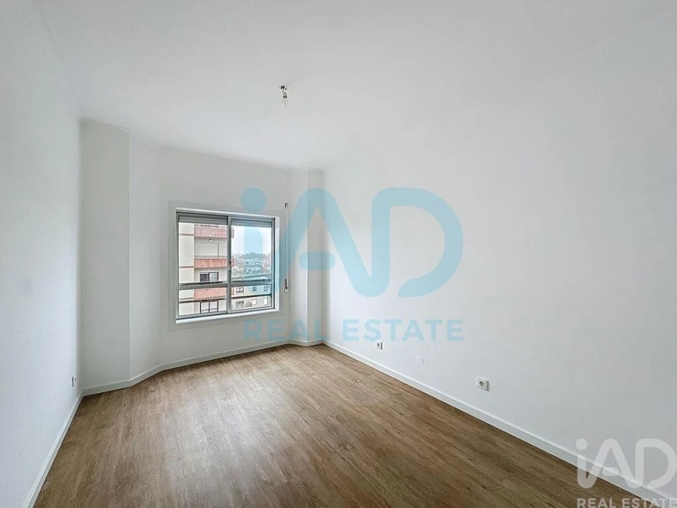 Apartamento T3 para Venda em Fânzeres e São Pedro da Cova Foto 12