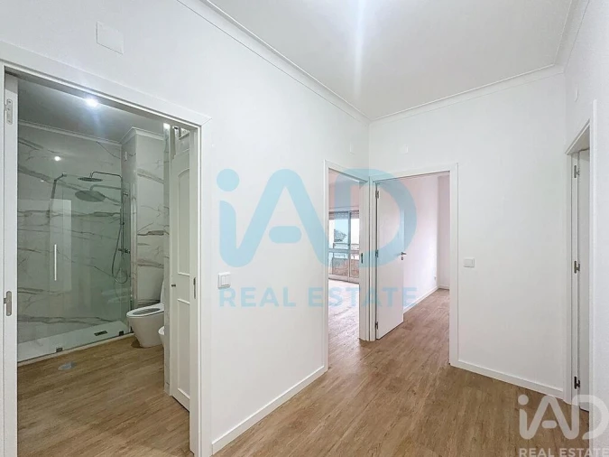 Apartamento T3 para Venda em Fânzeres e São Pedro da Cova Foto 8