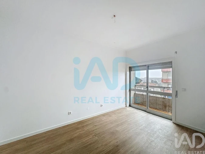 Apartamento T3 para Venda em Fânzeres e São Pedro da Cova Foto 10