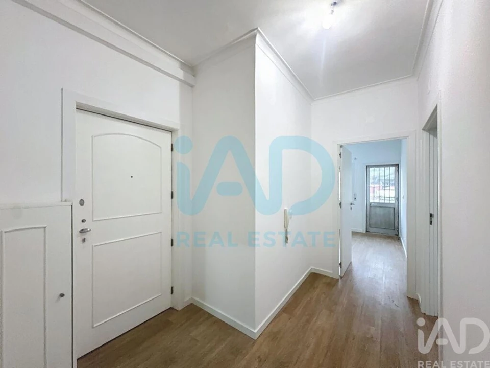 Apartamento T3 para Venda em Fânzeres e São Pedro da Cova Foto 5