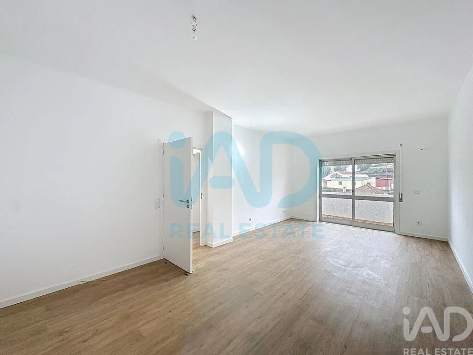 Apartamento T3 para Venda em Fânzeres e São Pedro da Cova Foto 1