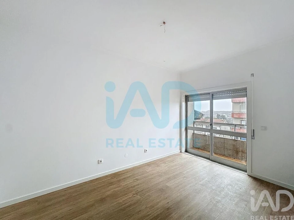 Apartamento T3 para Venda em Fânzeres e São Pedro da Cova Foto 10