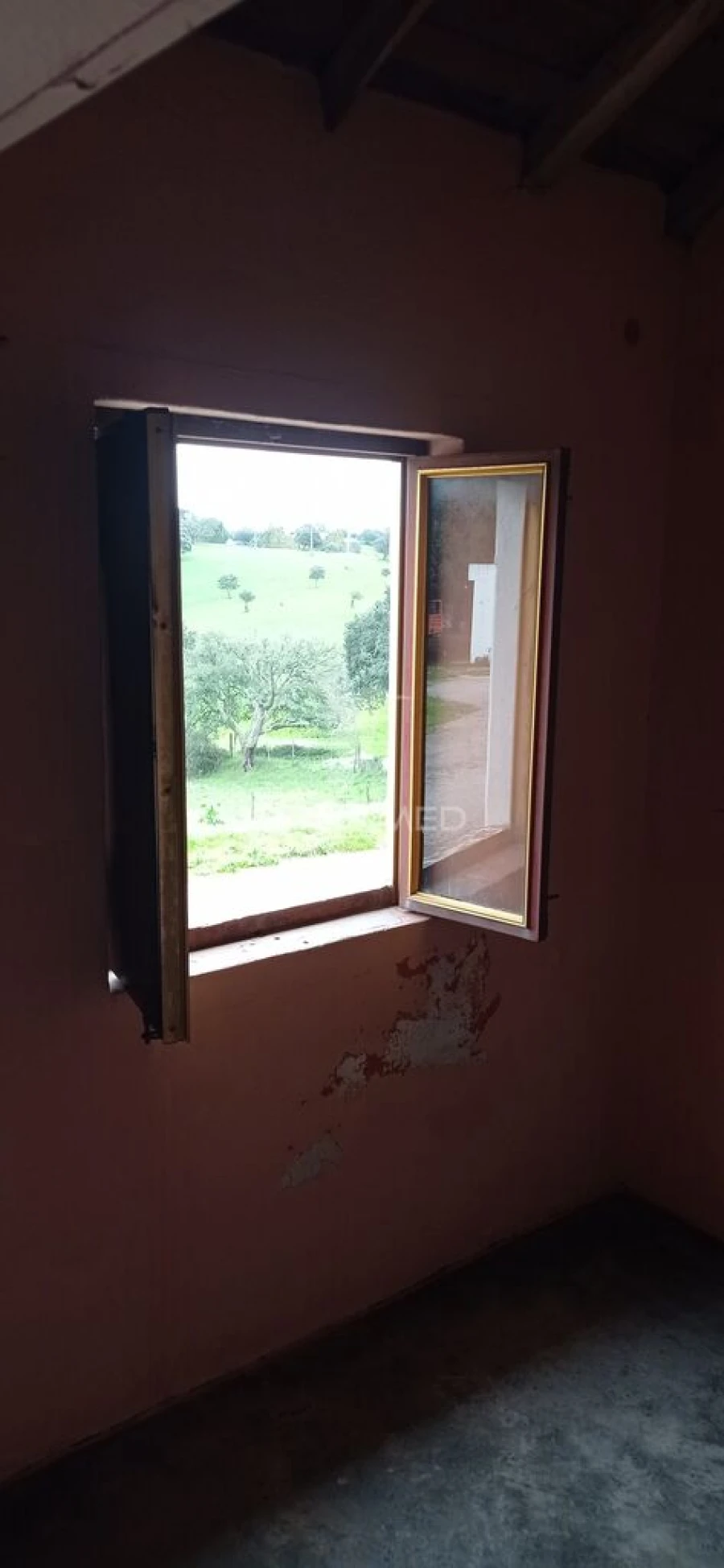 Moradia T2 para Venda em Aldeia Velha Foto 6