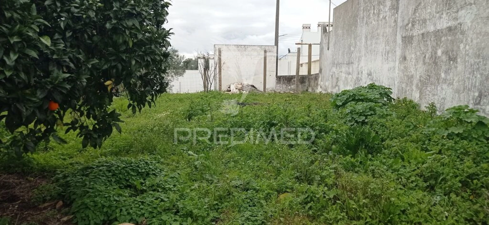 Moradia T2 para Venda em Aldeia Velha Foto 16