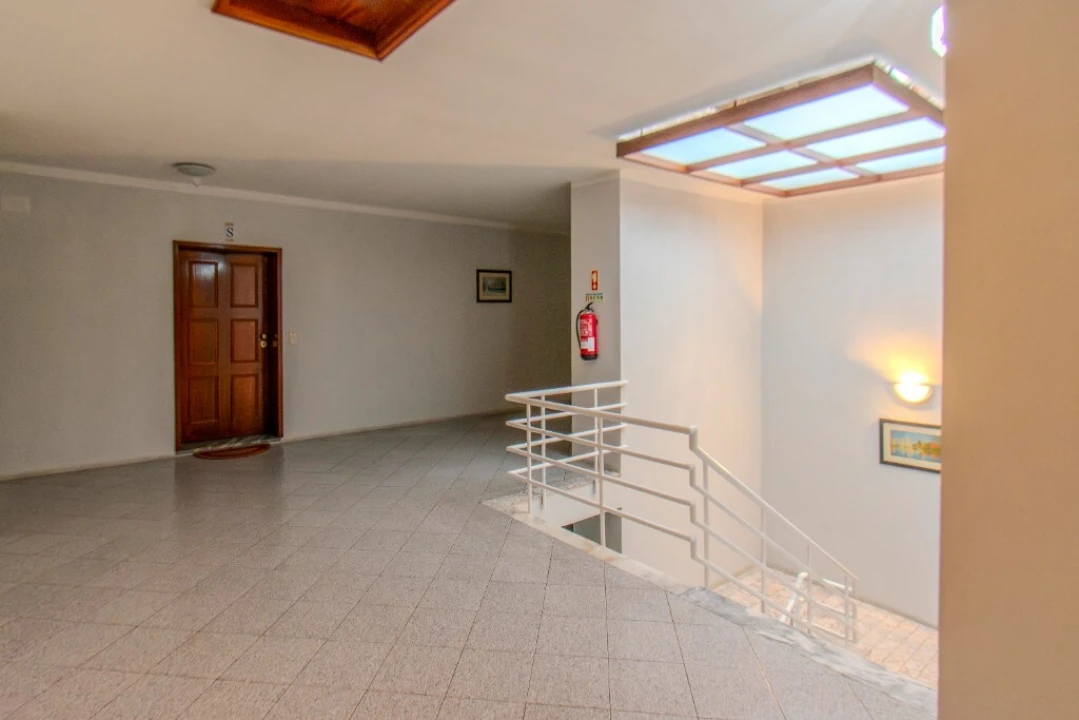 Apartamento T2 para Venda em Folgosa Foto 16