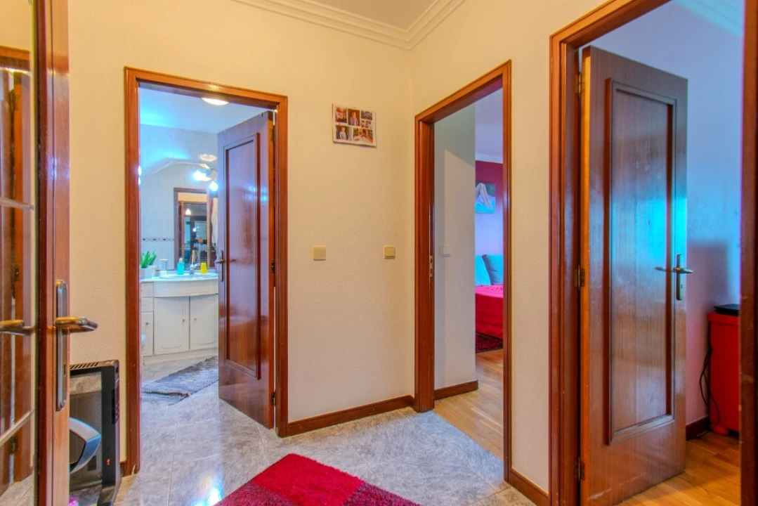 Apartamento T2 para Venda em Folgosa Foto 7