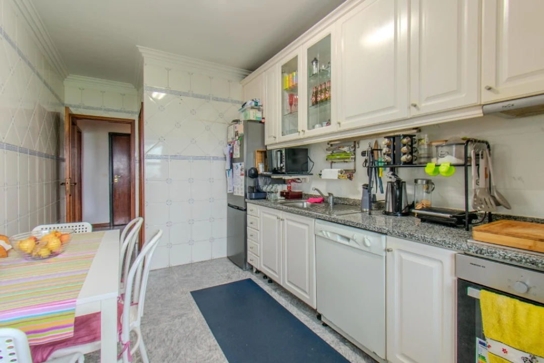 Apartamento T2 para Venda em Folgosa Foto 3