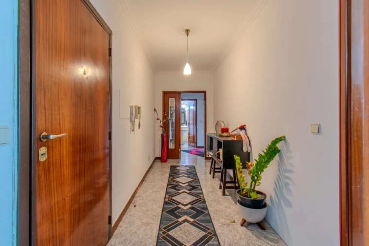 Apartamento T2 para Venda em Folgosa Foto 5
