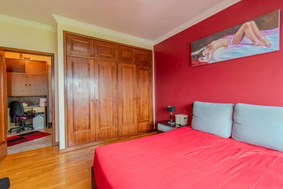 Apartamento T2 para Venda em Folgosa Foto 9