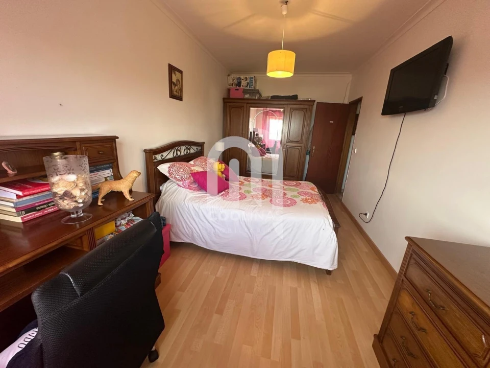 Apartamento T2 para Venda em Amora Foto 18