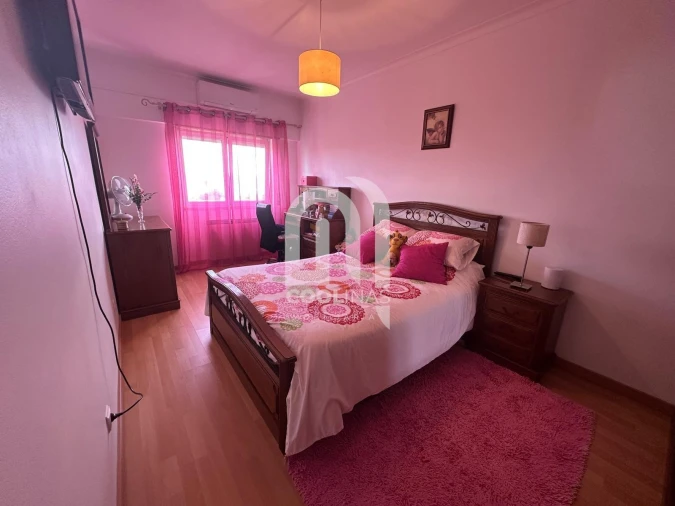 Apartamento T2 para Venda em Amora Foto 16