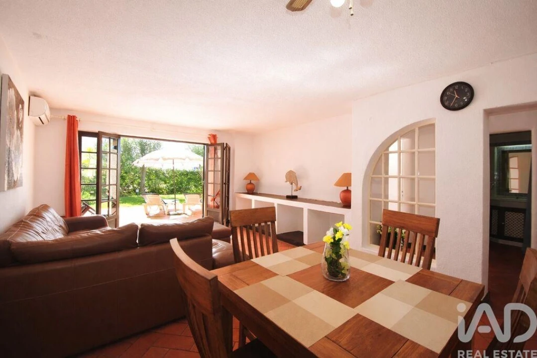 Apartamento T2 para Venda em Quarteira Foto 7