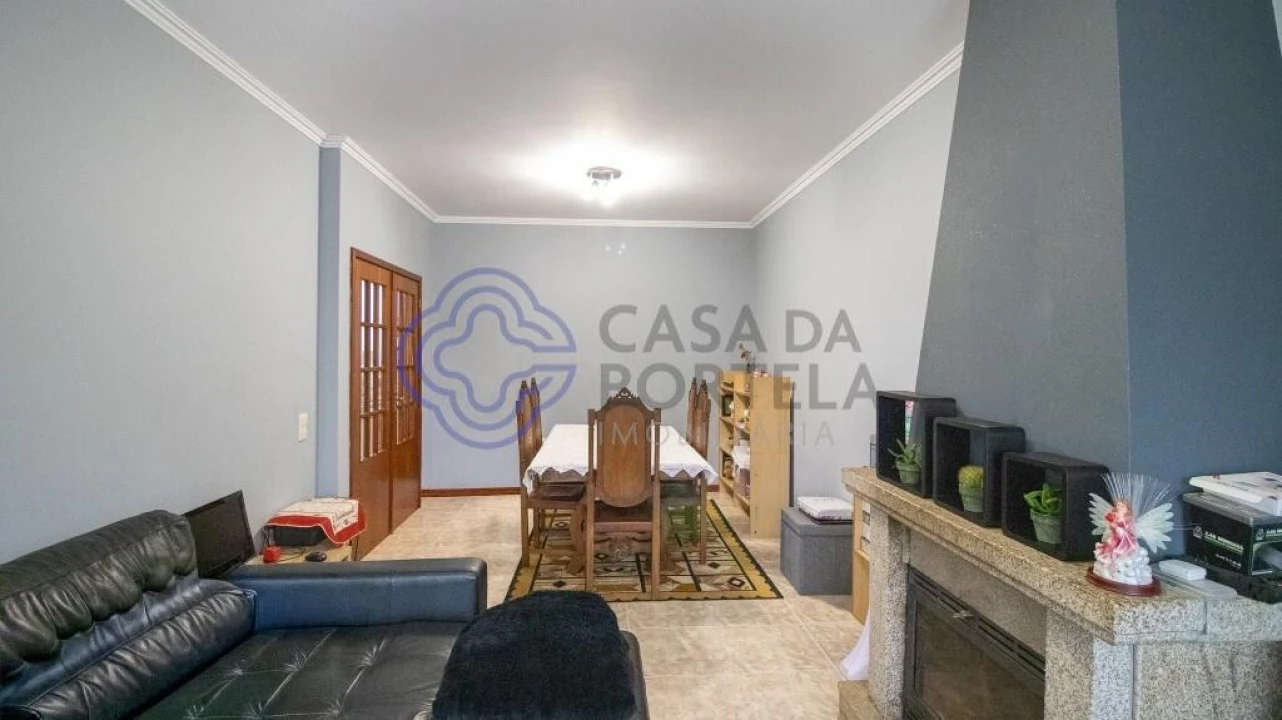 Apartamento T2 para Venda em Nogueira da Regedoura Foto 5