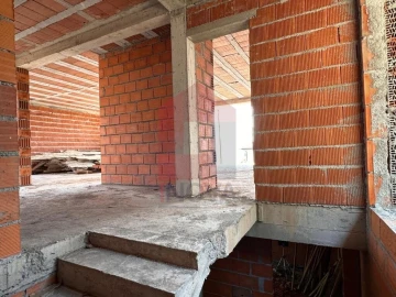 Moradia T3 para Venda em Prado (São Miguel)