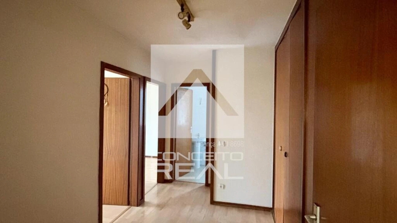 Apartamento T2 para Venda em Aldoar, Foz do Douro e Nevogilde Foto 12