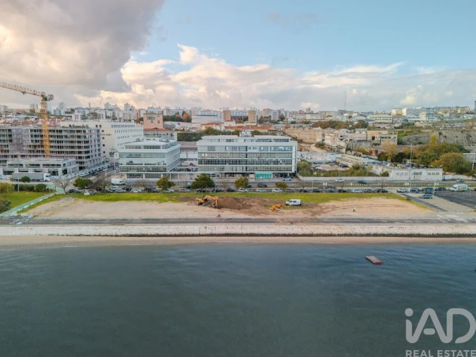 Apartamento T3 para Arrendamento em Marvila Foto 29