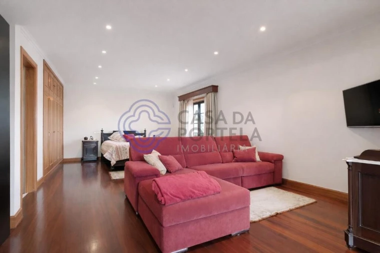 Moradia T5 para Venda em Aver-O-Mar, Amorim e Terroso Foto 10