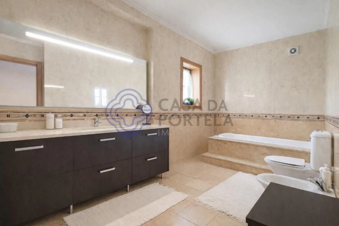 Moradia T5 para Venda em Aver-O-Mar, Amorim e Terroso Foto 13