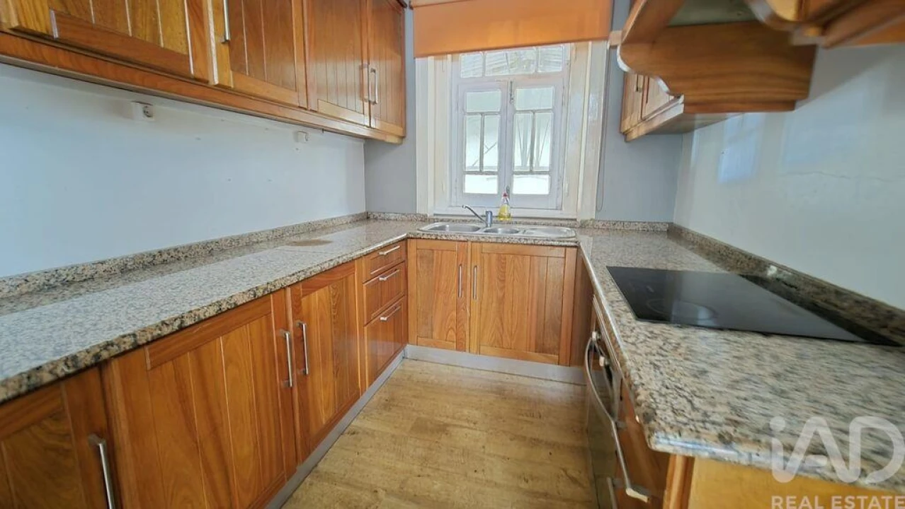 Prédio para Venda em Cadaval e Pêro Moniz Foto 9