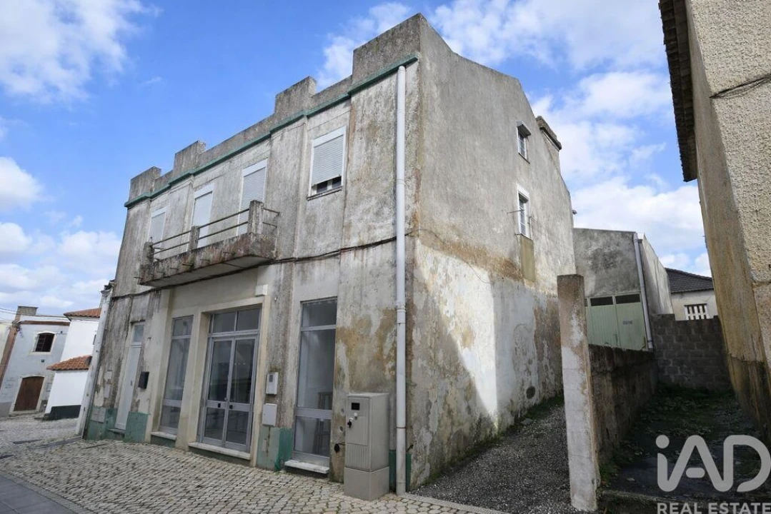 Prédio para Venda em Cadaval e Pêro Moniz Foto 3