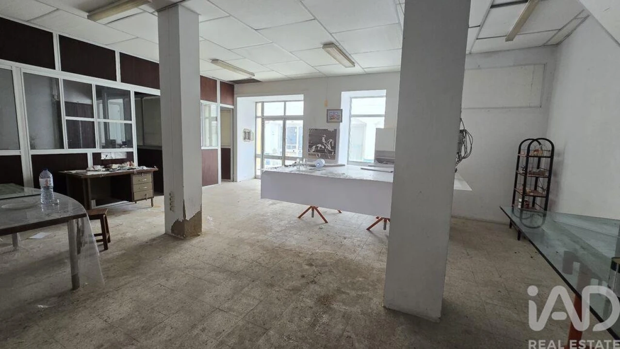 Prédio para Venda em Cadaval e Pêro Moniz Foto 15