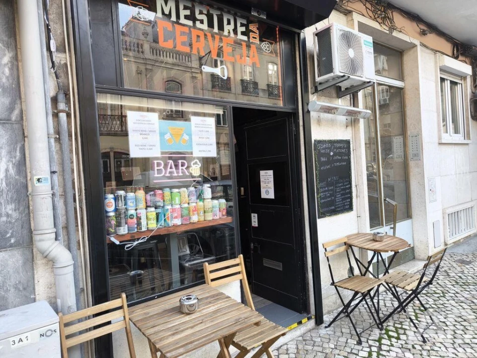 Loja para Venda em Campo de Ourique Foto 8