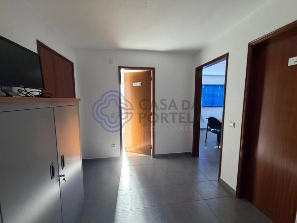 Armazém para Venda em Montalvo Foto 19