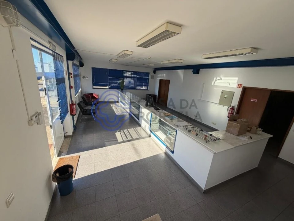 Armazém para Venda em Montalvo Foto 10