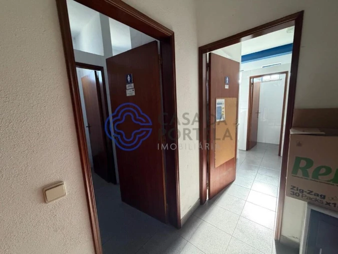 Armazém para Venda em Montalvo Foto 32