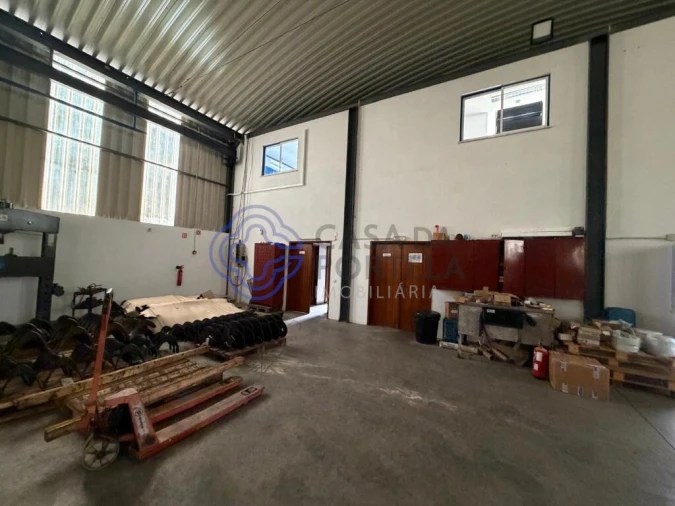 Armazém para Venda em Montalvo Foto 7