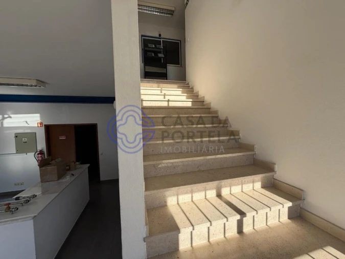 Armazém para Venda em Montalvo Foto 27