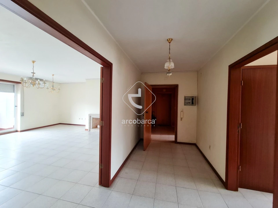 Apartamento T3 para Arrendamento em Ponte da Barca, V.N. Muía, Paço Vedro Magalhães Foto 12