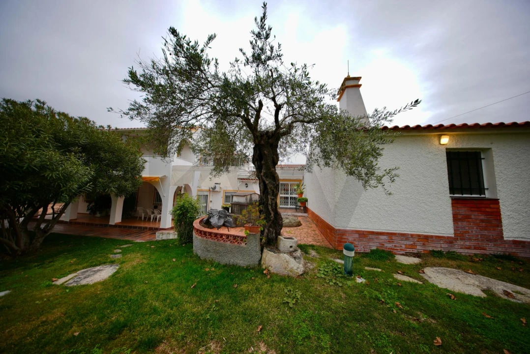 Quinta T5 para Venda em Barbacena e Vila Fernando Foto 8