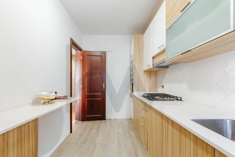 Apartamento T4 para Venda em Cascais e Estoril Foto 11