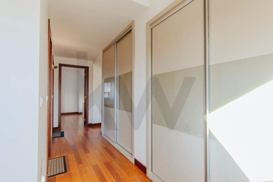 Apartamento T4 para Venda em Cascais e Estoril Foto 47