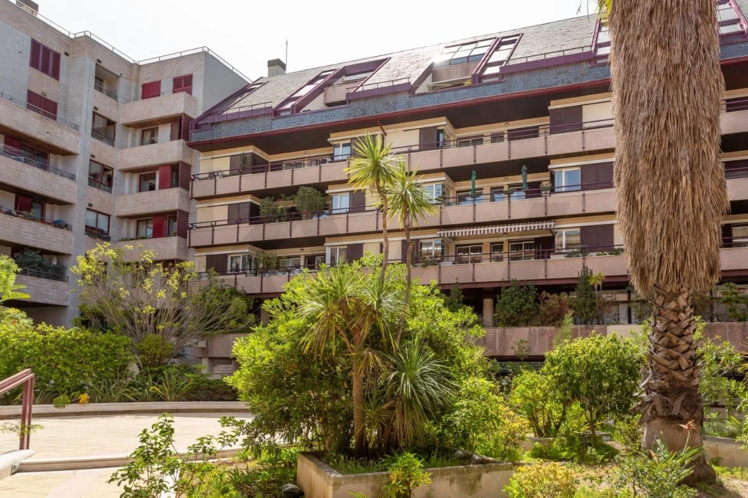 Apartamento T4 para Venda em Cascais e Estoril Foto 30