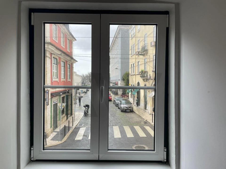 Apartamento T2 para Arrendamento em Misericórdia Foto 21