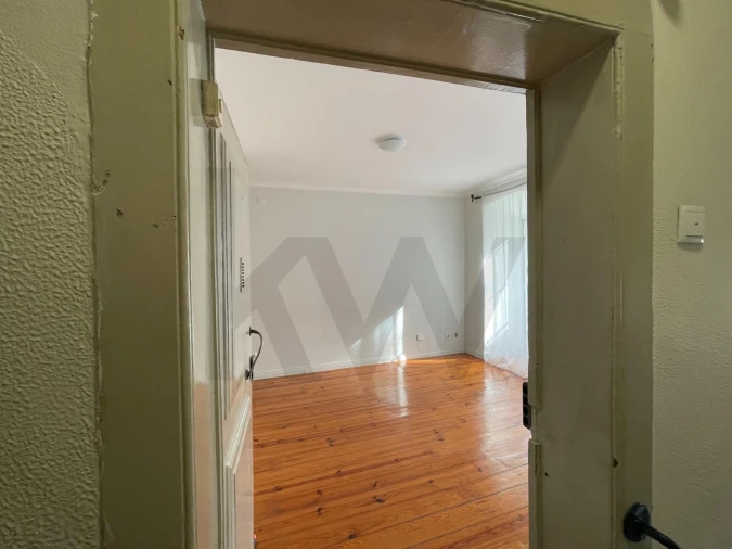 Apartamento T2 para Arrendamento em Misericórdia Foto 3
