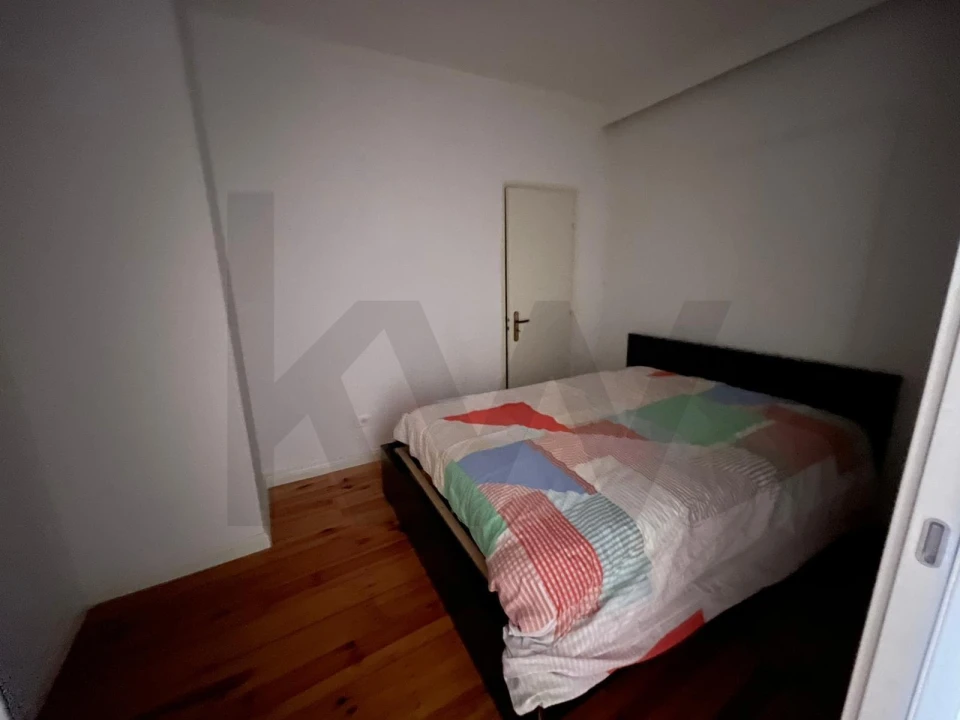 Apartamento T2 para Arrendamento em Misericórdia Foto 10