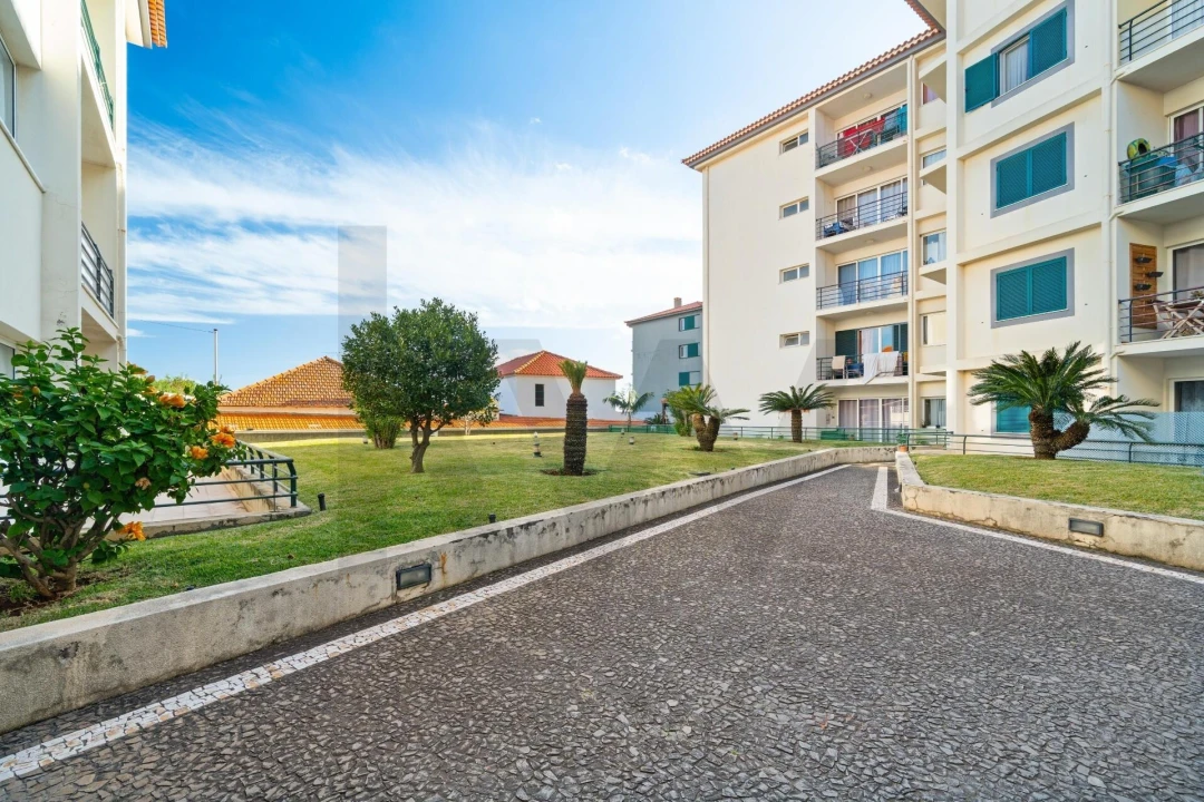 Apartamento T3 para Venda em Caniço Foto 21