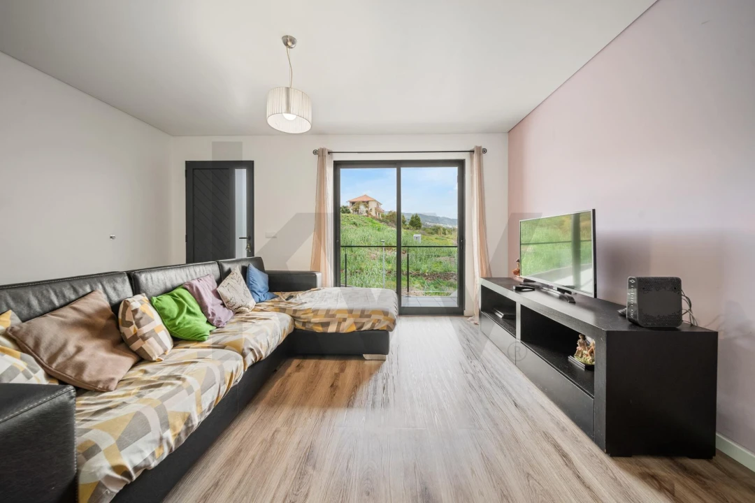 Moradia T2 para Venda em Gaula Foto 9