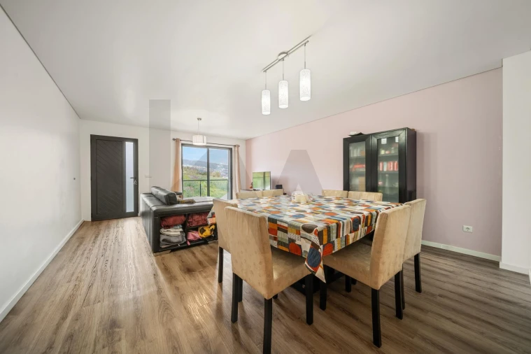 Moradia T2 para Venda em Gaula Foto 8