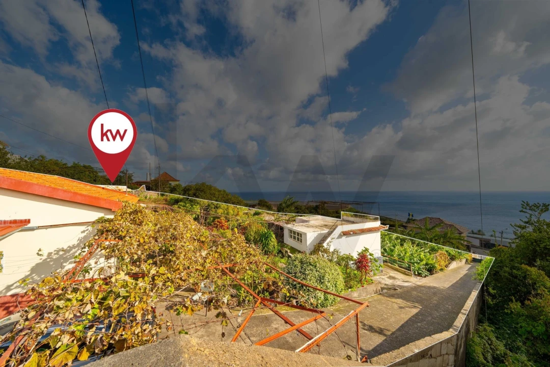 Moradia T4 para Venda em Santa Cruz Foto 17