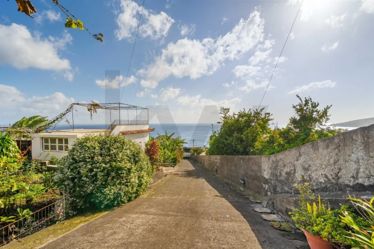 Moradia T4 para Venda em Santa Cruz Foto 20