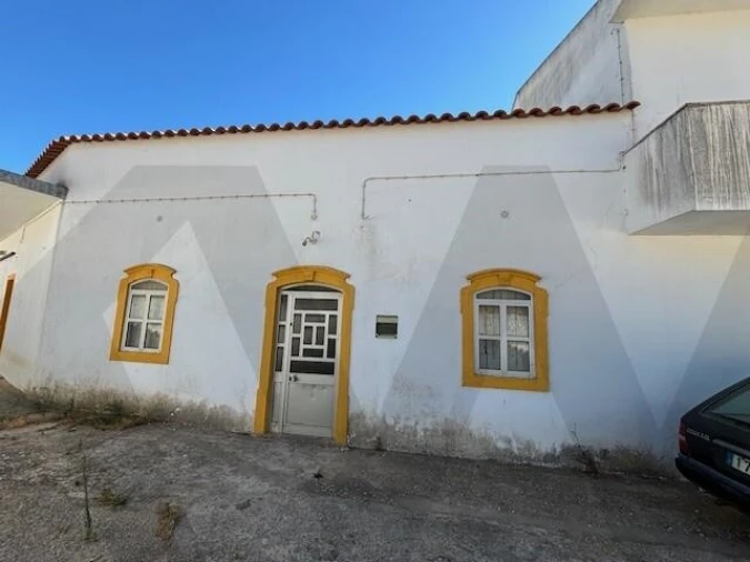 Moradia T6 para Venda em Loule (São Sebastião) Foto 3