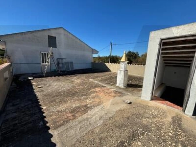 Moradia T6 para Venda em Loule (São Sebastião) Foto 20