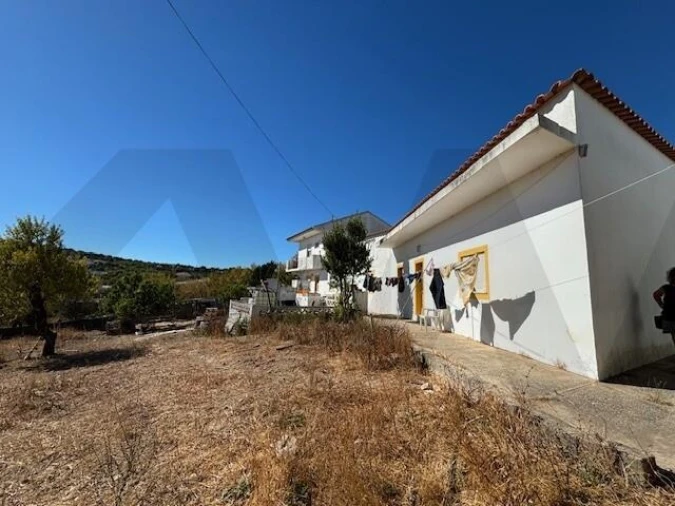 Moradia T6 para Venda em Loule (São Sebastião) Foto 5